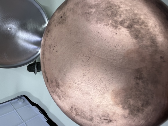 1.5qt Revere Ware Pot-- Copper Bottom with Lid - Picture 13 of 16